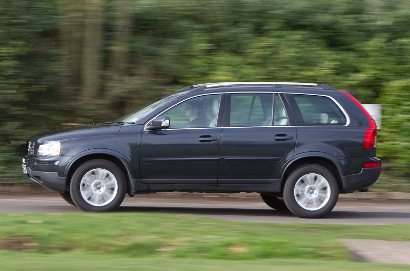 Volvo xc90 White