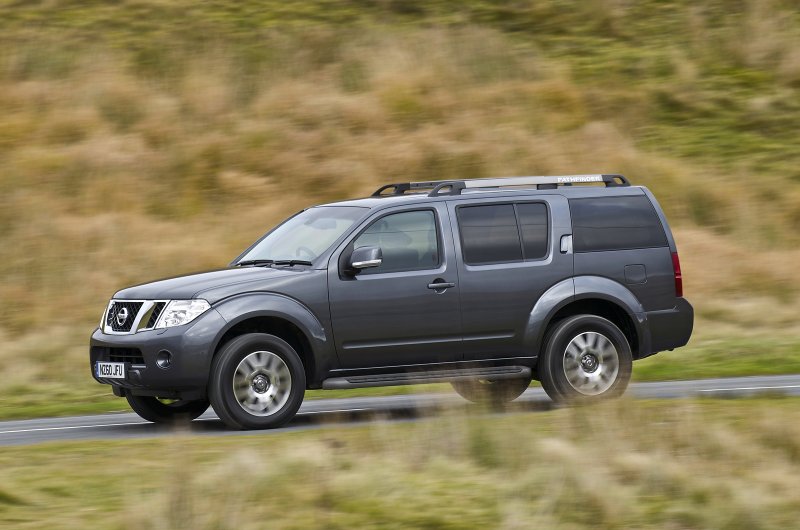 Nissan Pathfinder r51 2014