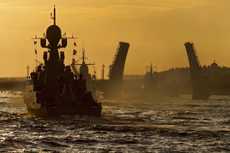 Эскадра в море