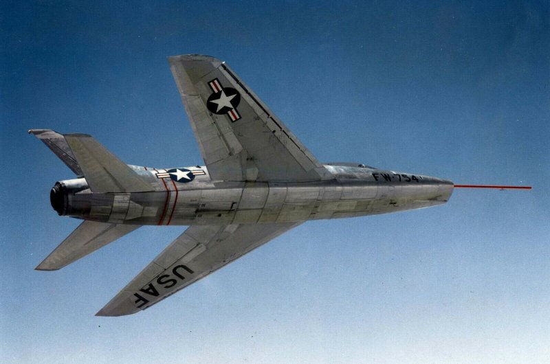 North American f-100 super Sabre