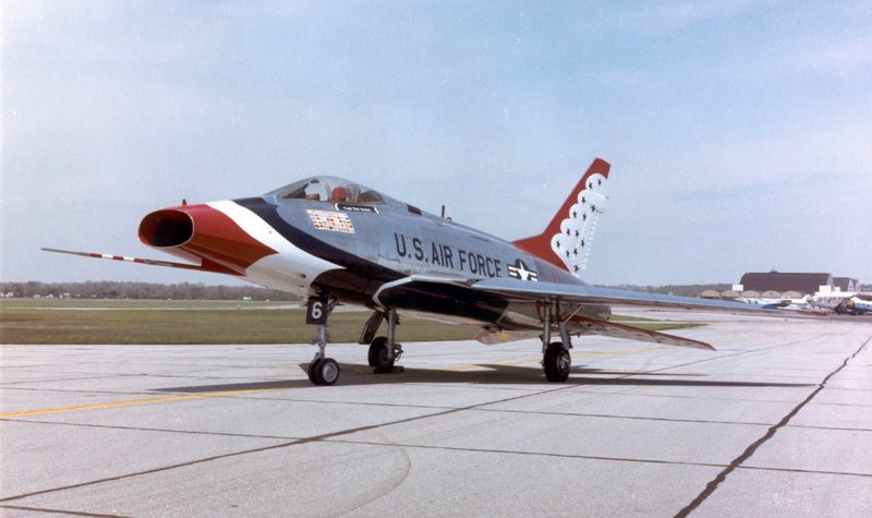 North American f-100 super Sabre