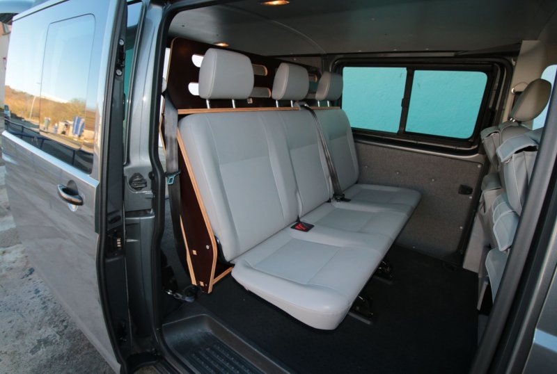 Volkswagen Transporter t5 Грузопассажирский