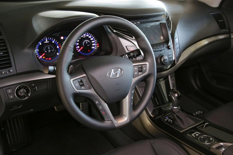 Hyundai i40 2015 салон