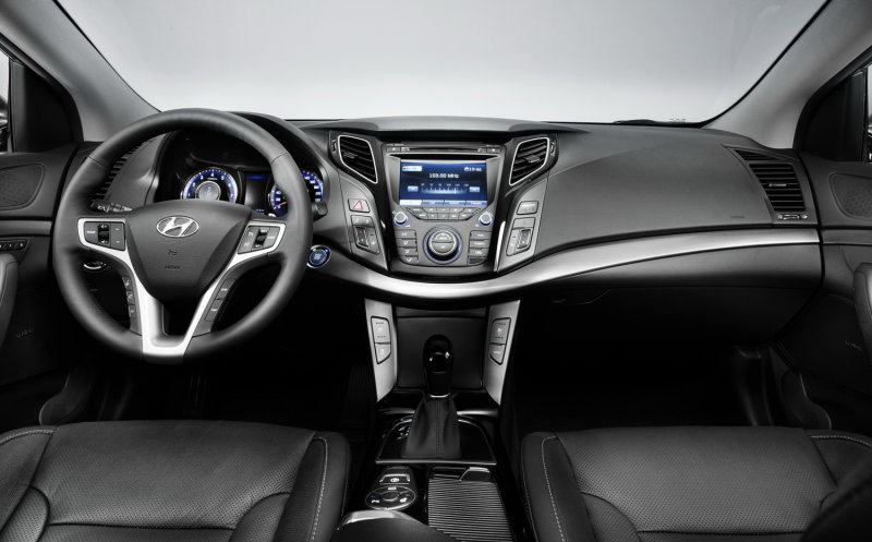 Hyundai i40 салон