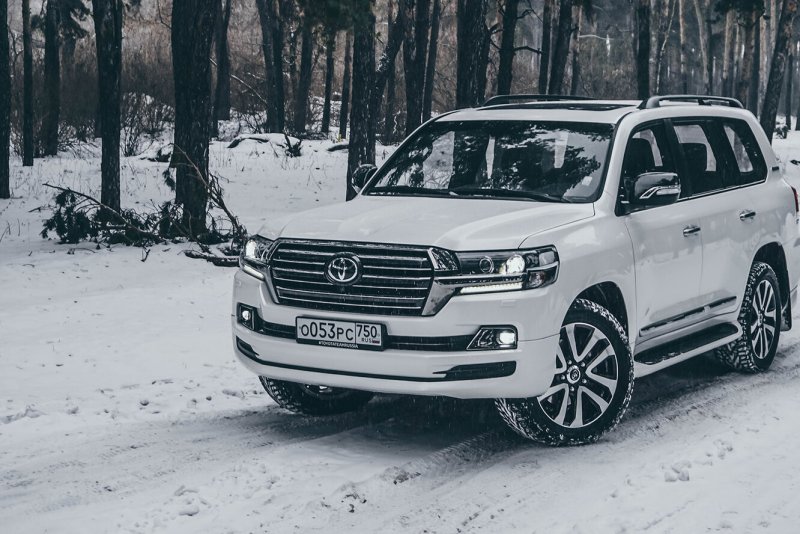Toyota Land Cruiser 200 Экскалибур