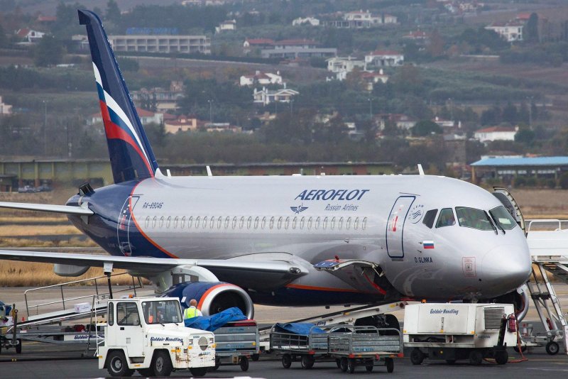 Самолет Sukhoi Superjet 100 Аэрофлот