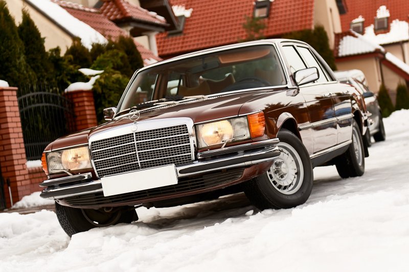 Mercedes-Benz w116