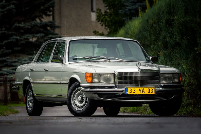 Mercedes-Benz 280se (w116)