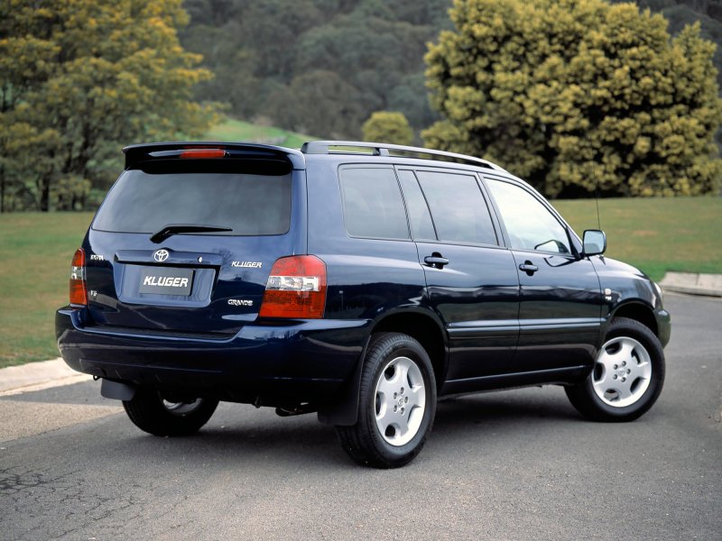 Toyota Kluger 2000