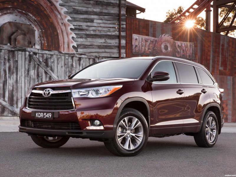 Toyota Kluger 2014