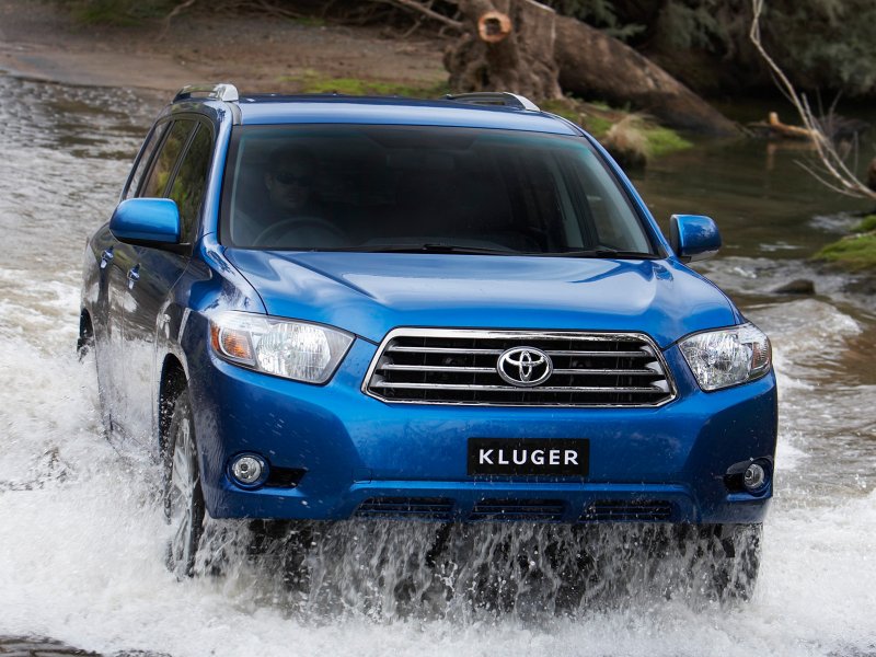 Toyota Kluger 2014