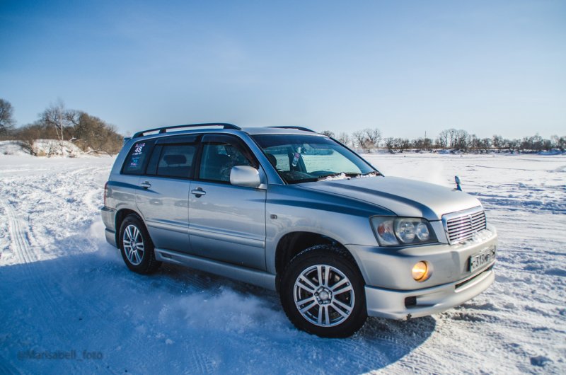 Toyota Kluger 2014