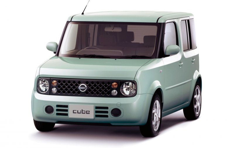 Хонда Cube z11