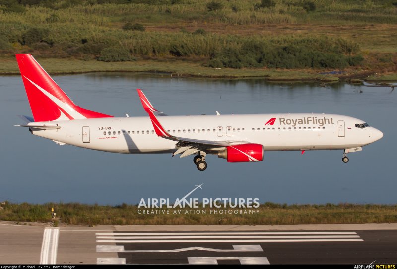 Боинг 757 VP-BRL