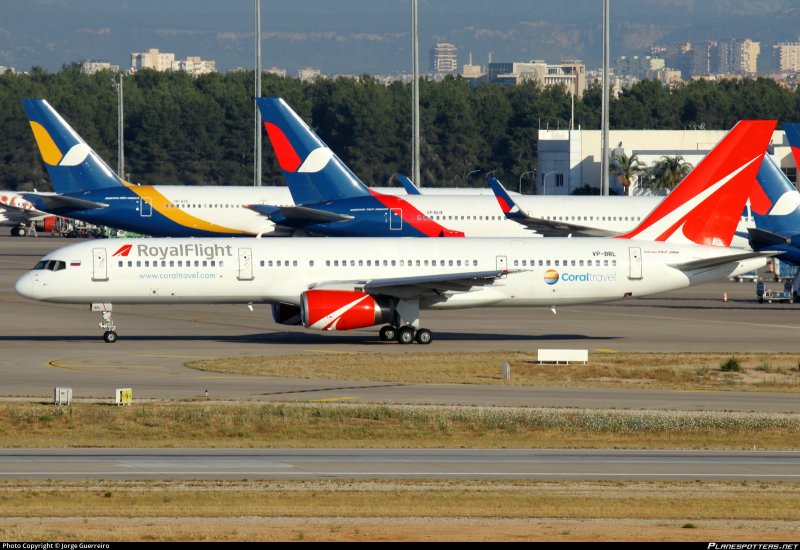 Боинг 777 авиакомпании Роял Флайт
