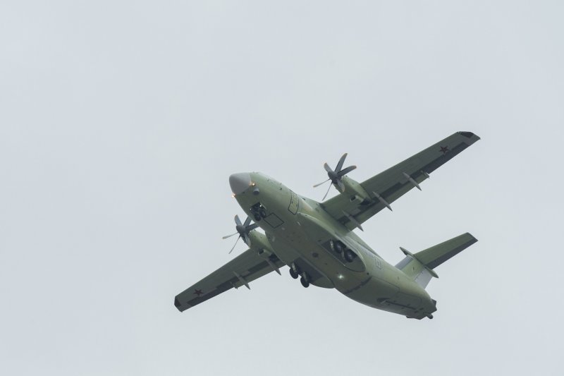 Военно-транспортный самолет ил-112в