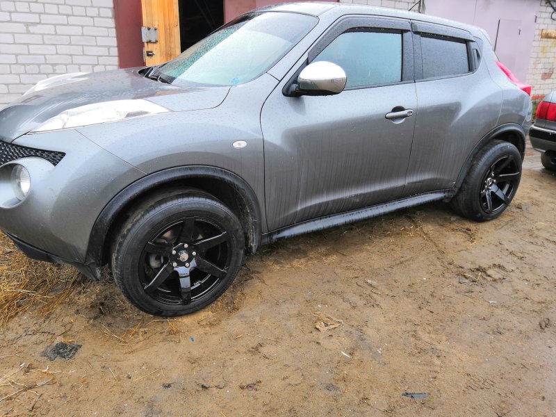 Nissan Juke диски r18
