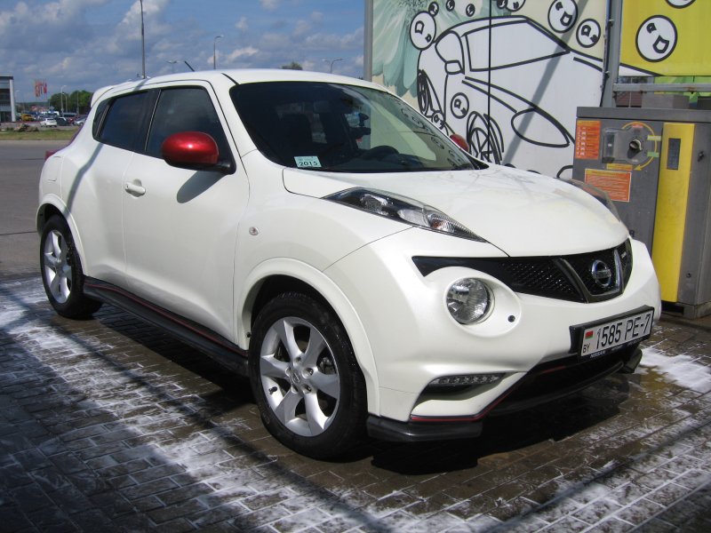 Nissan Juke r17