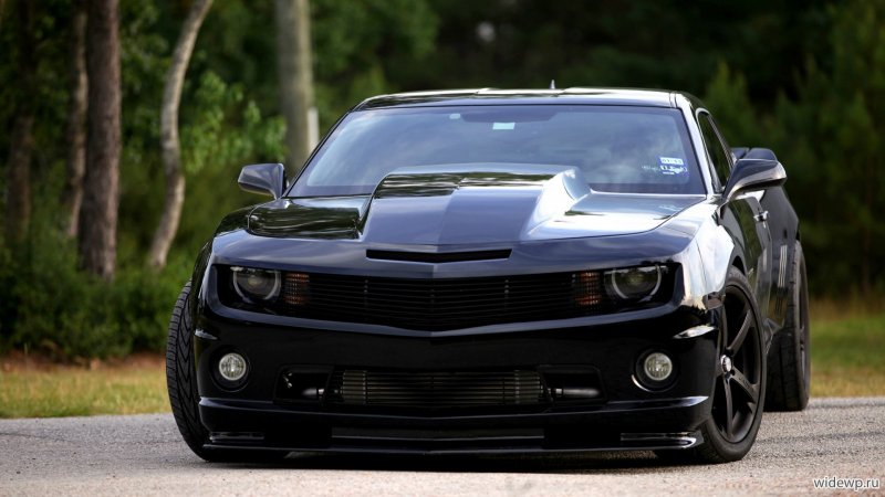 Chevrolet Camaro черный