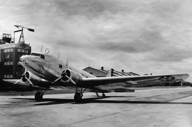 Самолёт Дуглас DC-2