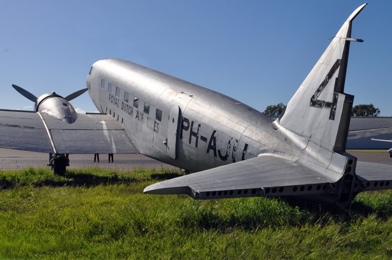 Douglas DC 2/5