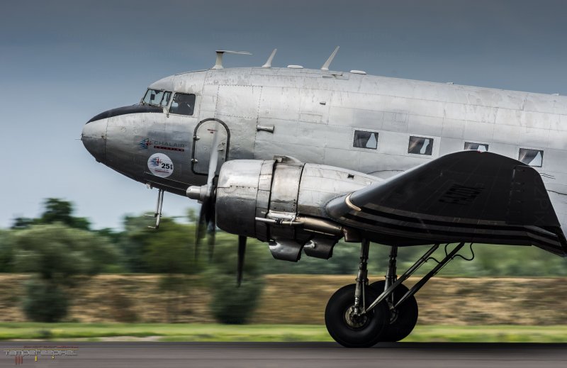 Дугласы c-47 пассажирский