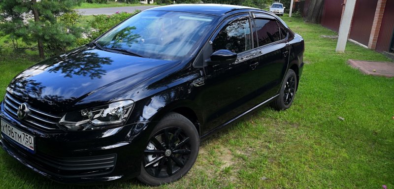 Volkswagen Polo 2019 черный