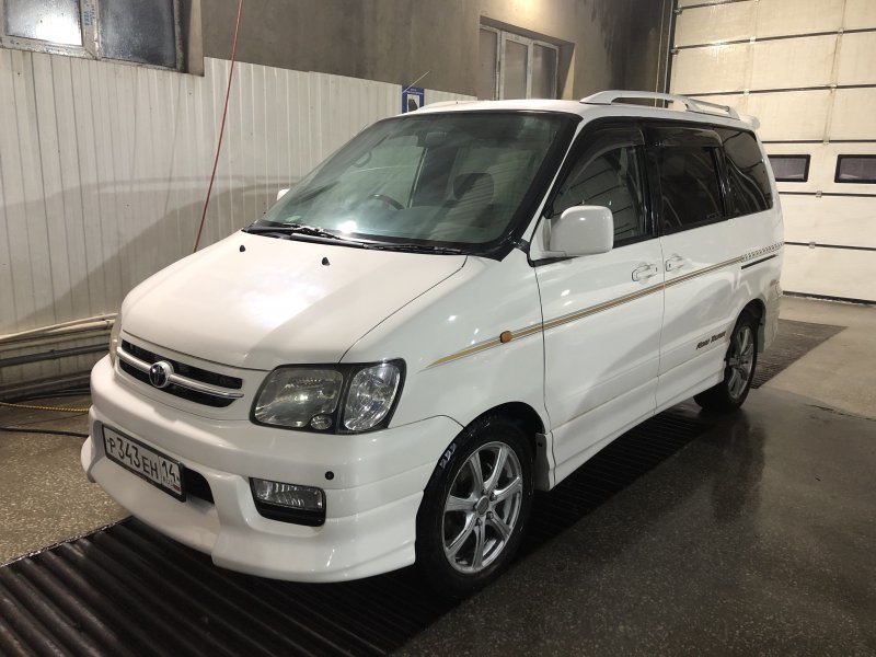 Noah Toyota 1989
