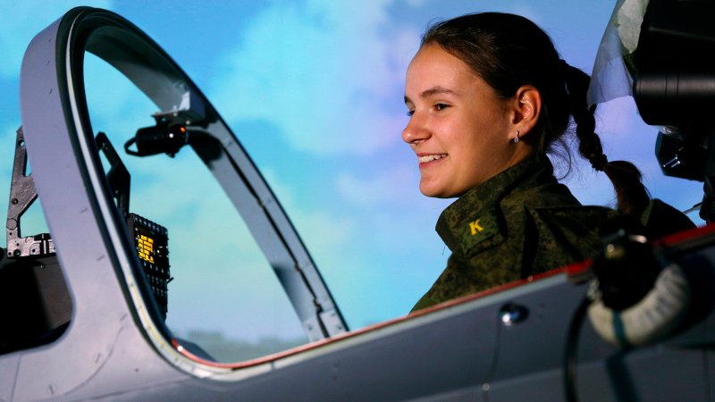 Женщины военные пилоты