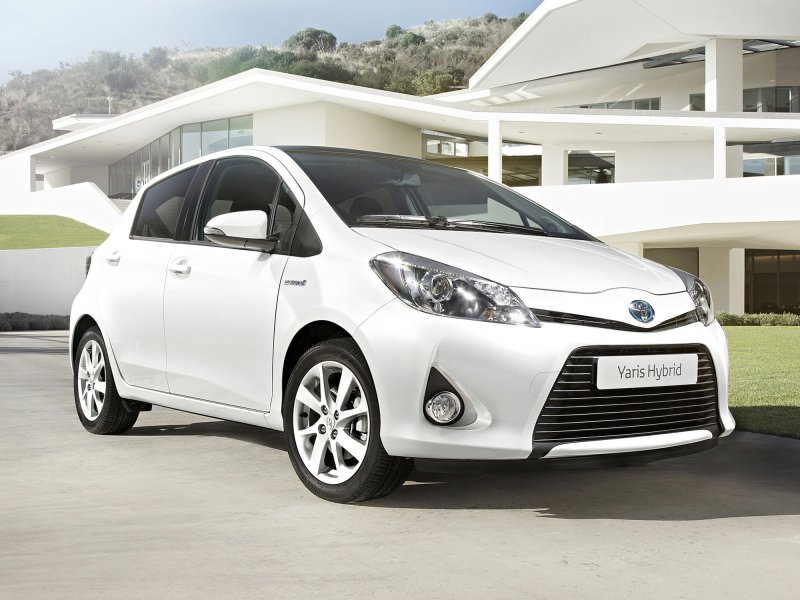 Toyota Yaris 2013 Hybrid