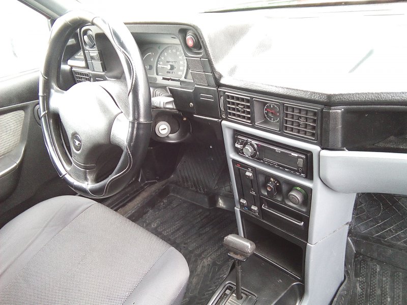 Opel Kadett e 1986 салон