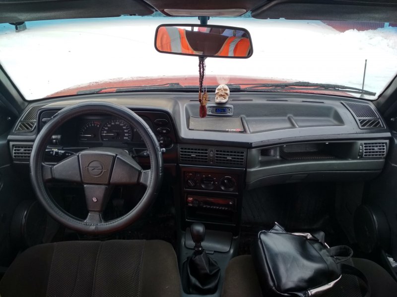 Opel Kadett салон