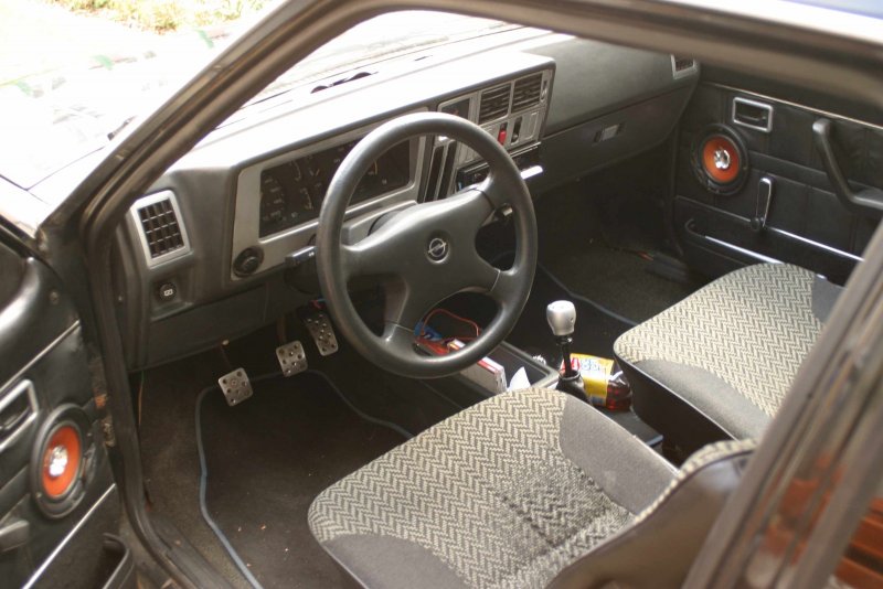 Opel Rekord e2 салон