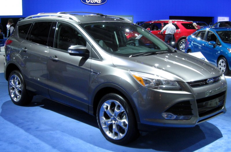 Ford Escape Титаниум