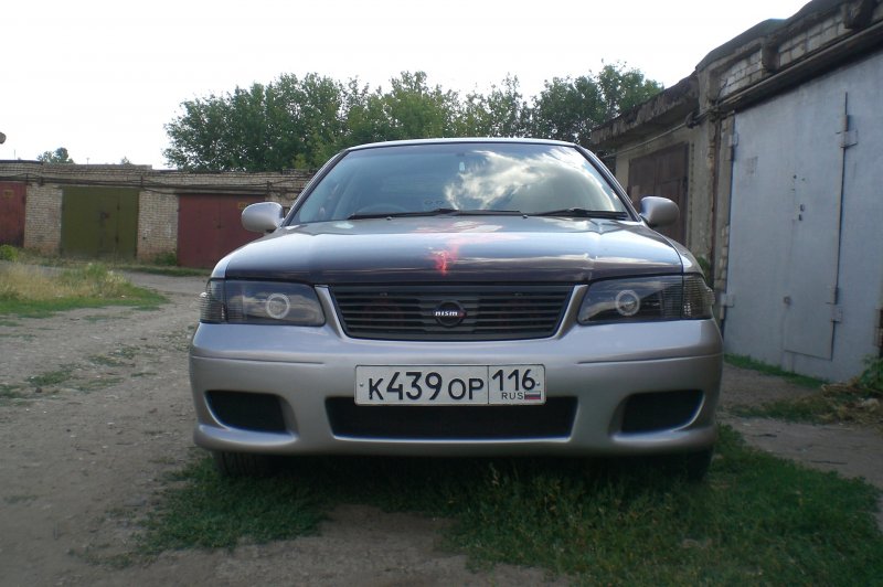 Nissan Sunny b13