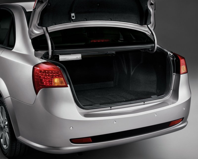 Chevrolet Lacetti 2011 багажник седан