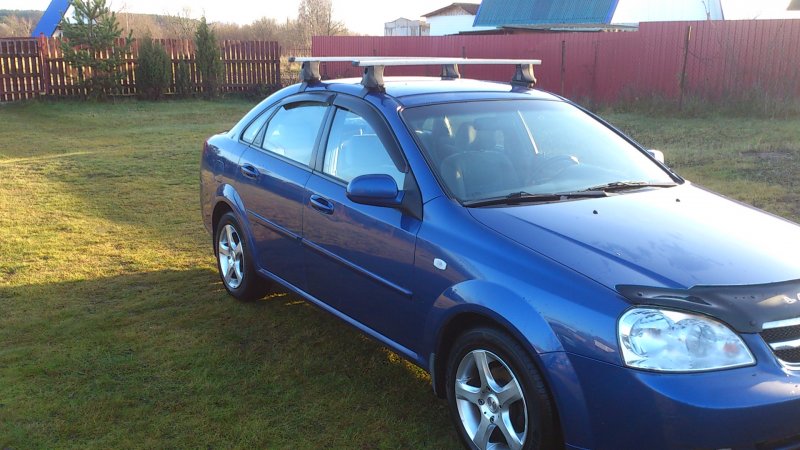 Chevrolet Lacetti багажник на крышу