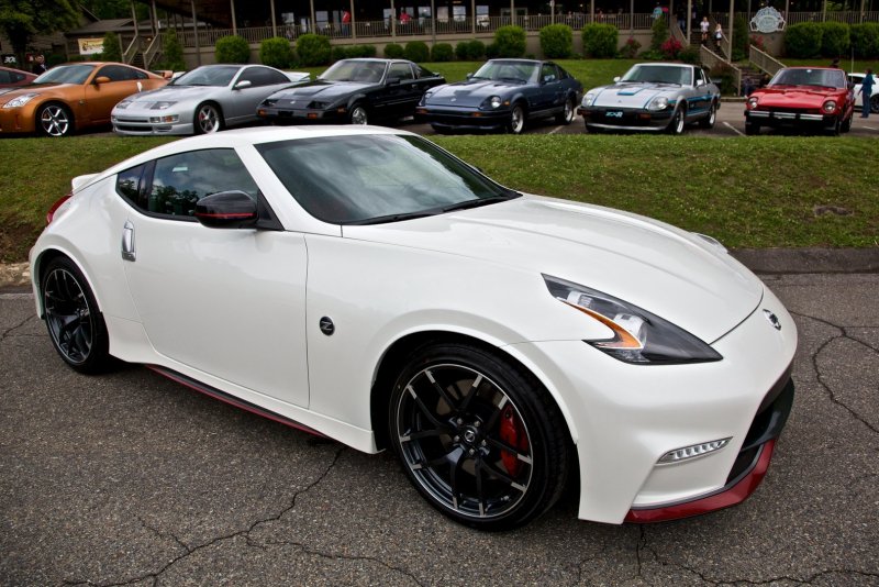 Ниссан 370z нисмо