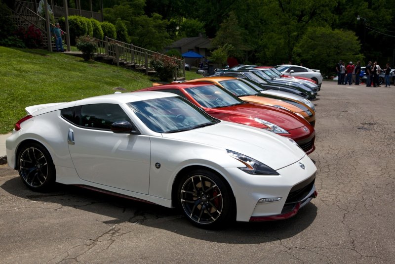 Ниссан 370z нисмо
