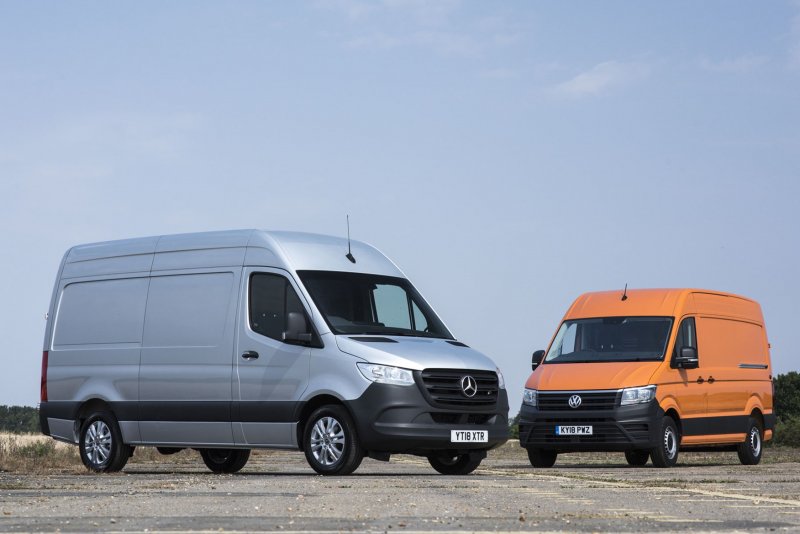 VW Crafter vs Mercedes Sprinter