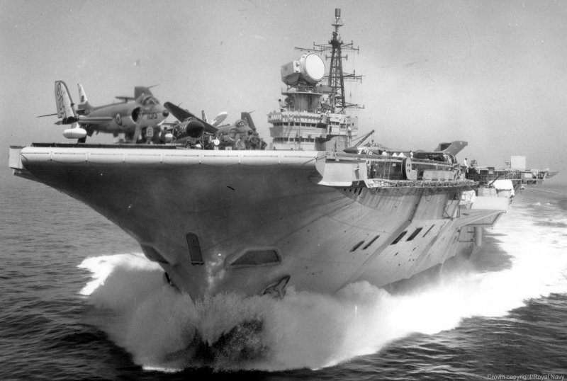 HMS Hermes r12