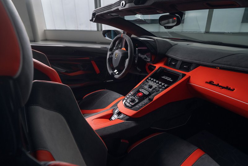 Ламборджини авентадор SVJ 63