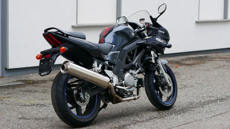 Suzuki sv650s