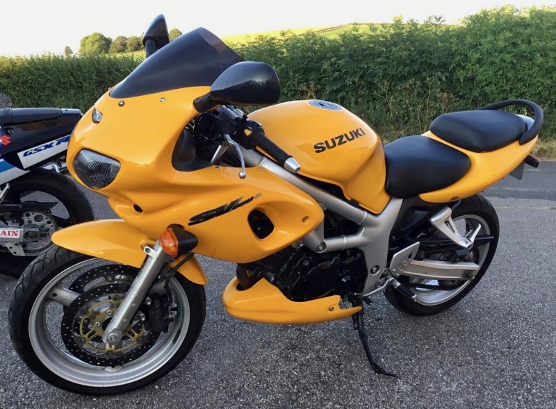 Suzuki sv650s