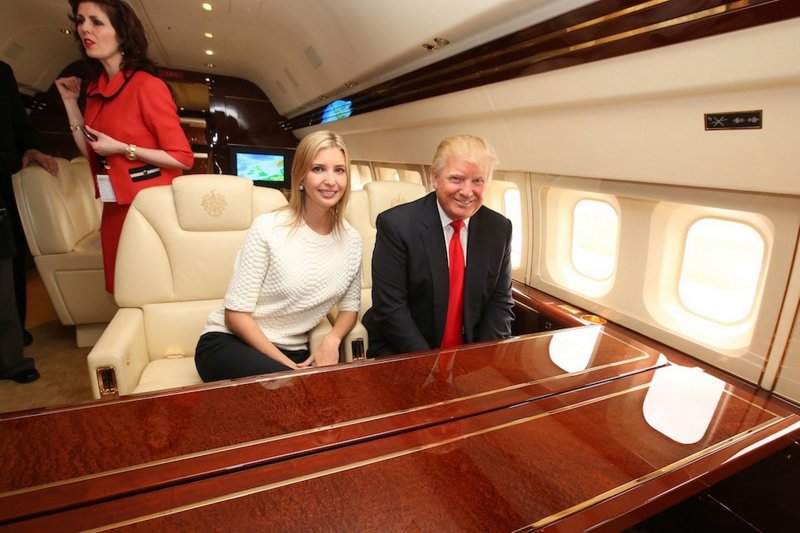 Боинг 757 салон Трамп