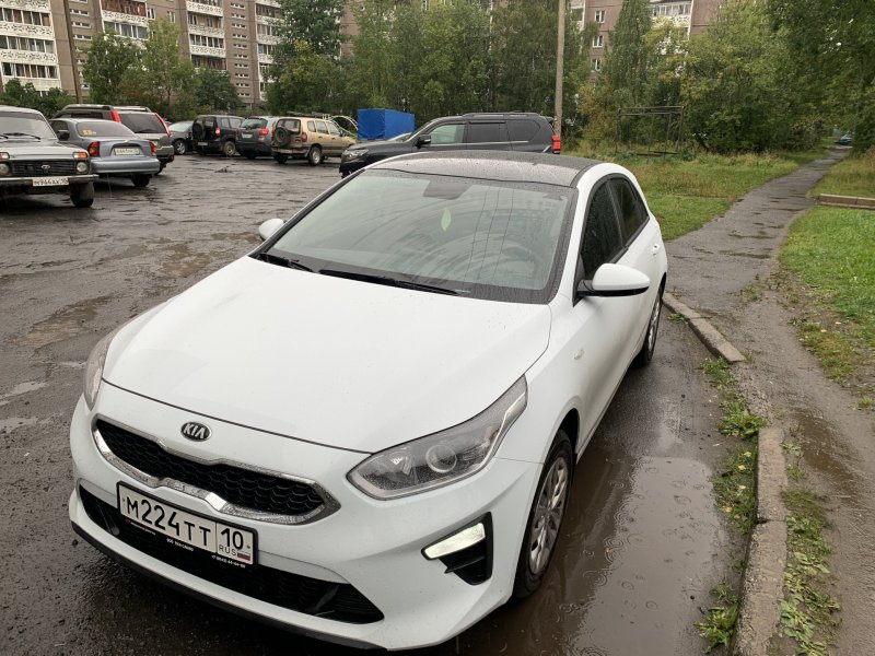 Kia Ceed 3 черная крыша