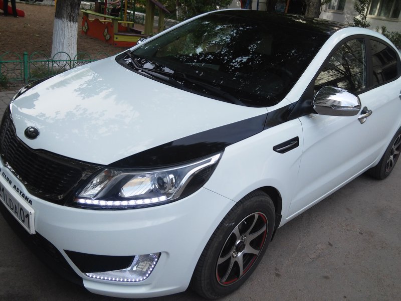 Kia Rio 3 2014 Престиж черный