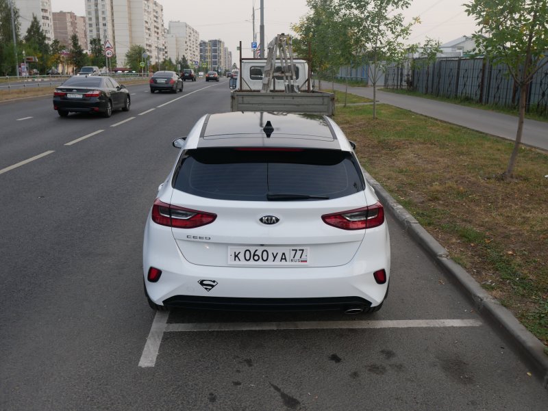 Kia Ceed JD черная крыша