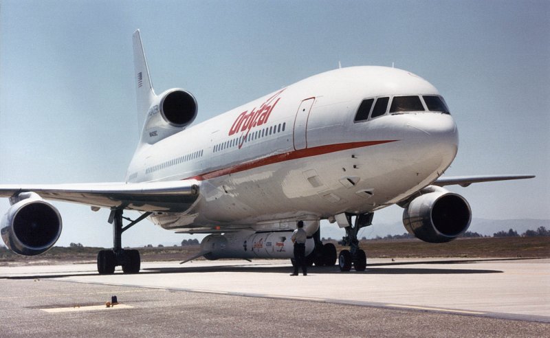 Самолет l-1011 Tristar