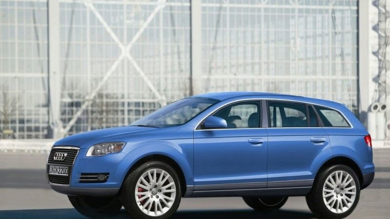 Audi q1 красная